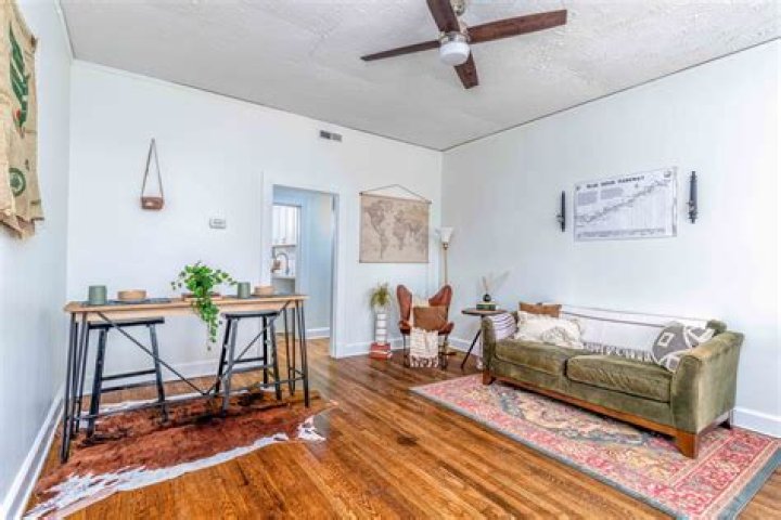 127 Gateway Drive - Rentals in Starret City/Spring Creek