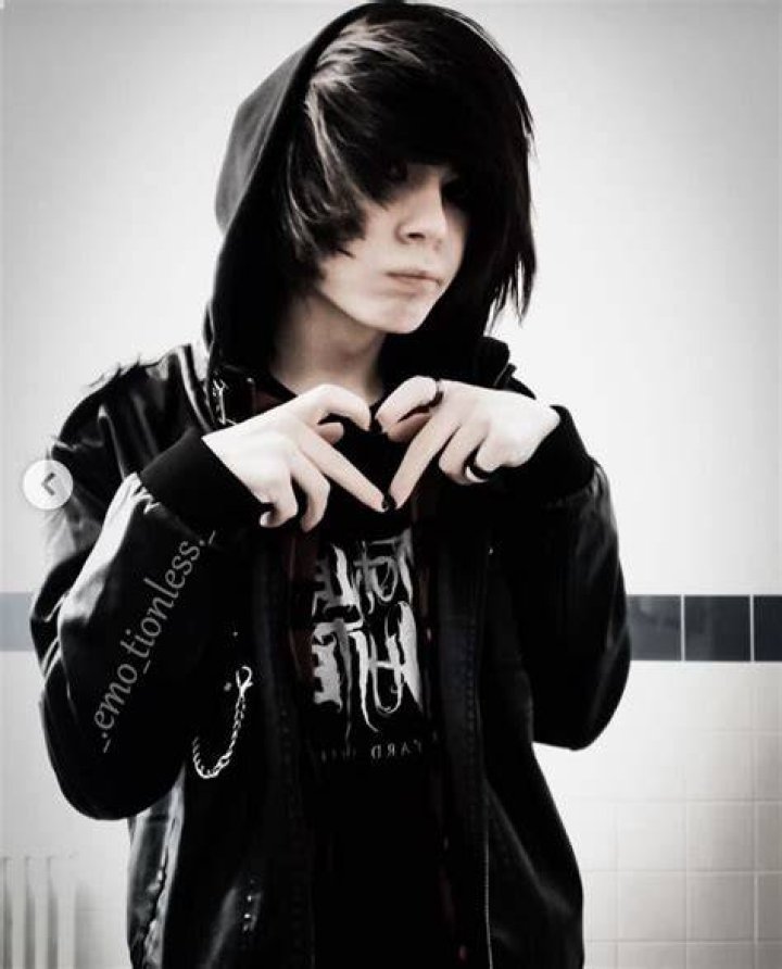 20 Best Emo Anime You Should Watch This Weekend 3 #18 Black Butler - Best Emo Anime