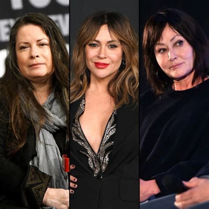 Alyssa Milano Defends Breastfeeding Pic, Cites Kim K.'s Butt Photo