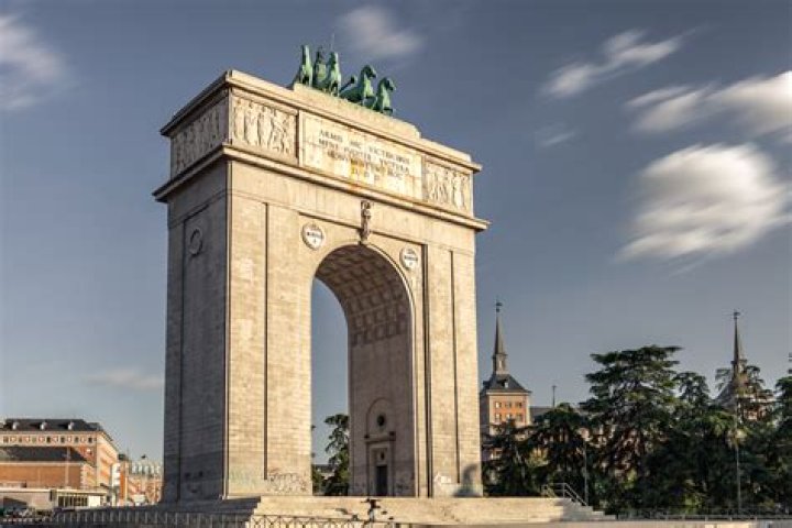 Arco de la Victoria, Madrid.