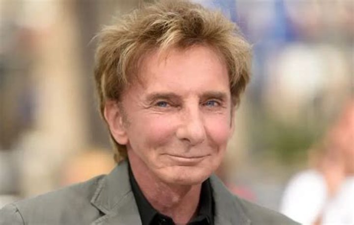 Barry Manilow height