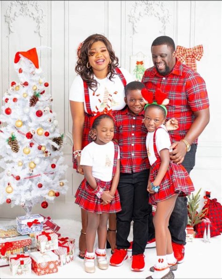 Best Christmas outfits for family