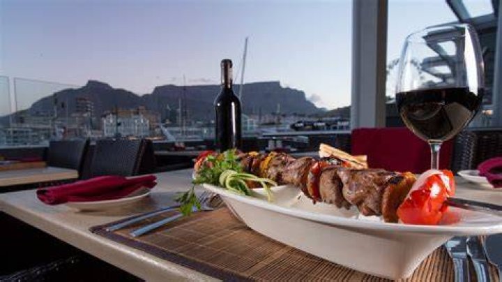 best restaurants in cape town with a view best restaurants in cape town with a view