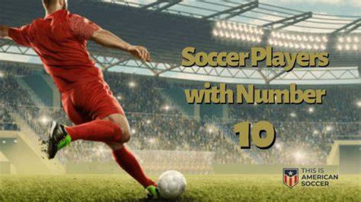 Best soccer players with number 6