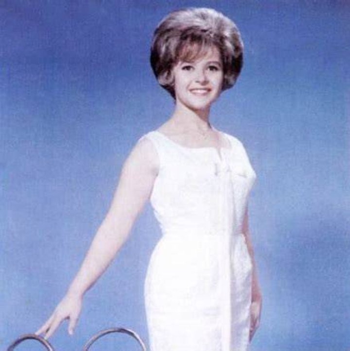 Brenda Lee height