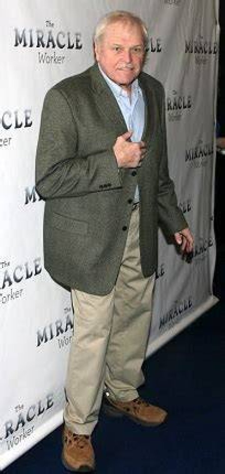 Brian Dennehy weight