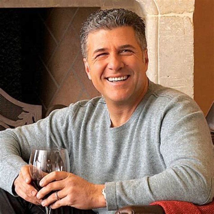 Celebrity chef Michael Chiarello dies at 61 after suffering severe allergic reaction