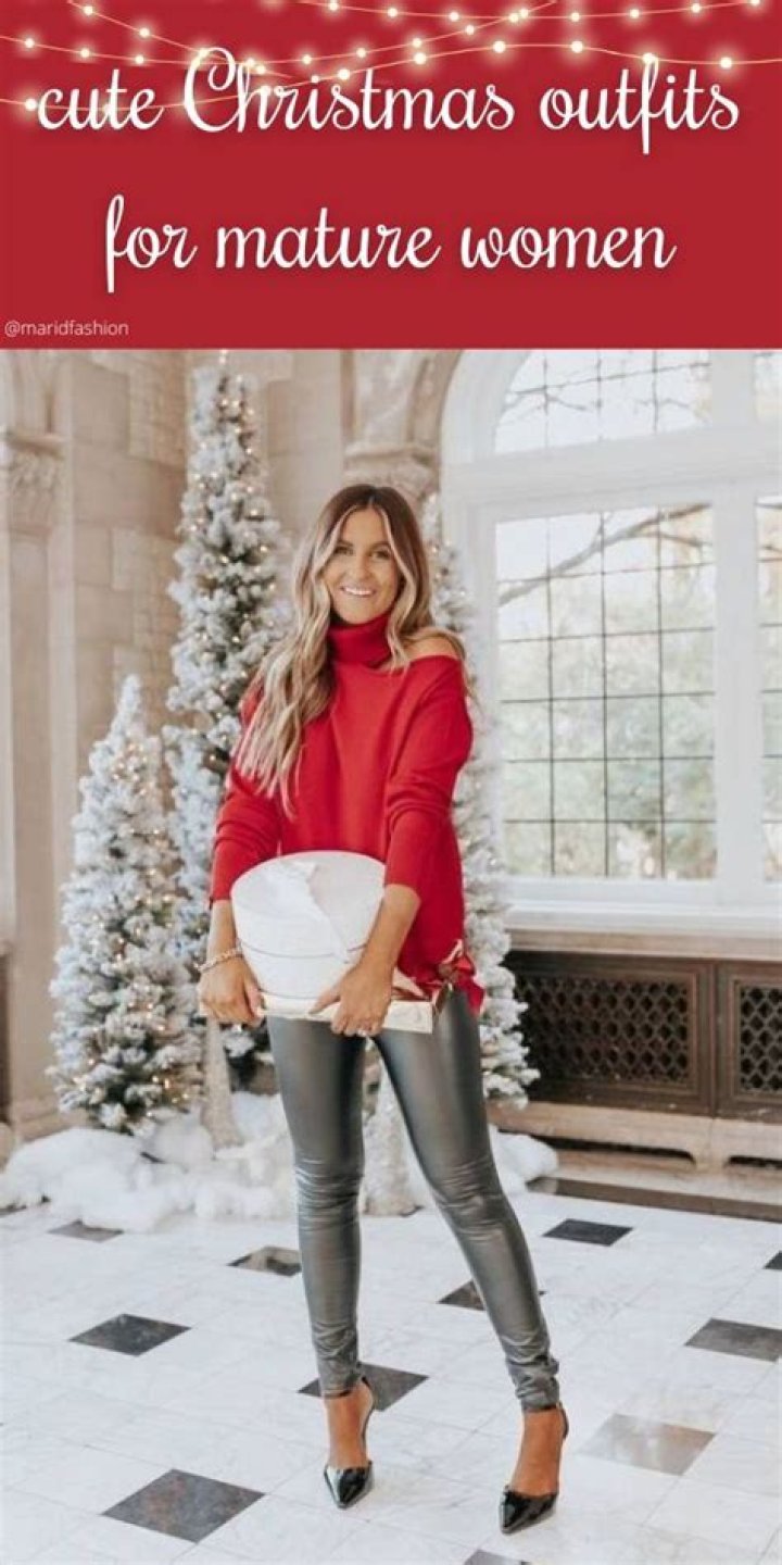 Christmas outfits for ladies