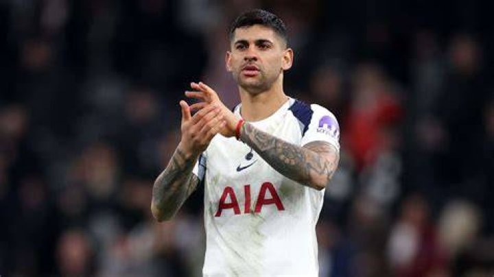 Cristian Romero's salary: house, cars, contract dating, net worth, age, stats