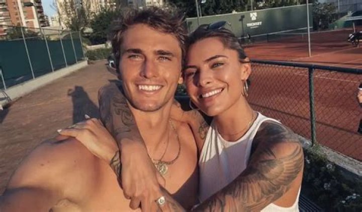 Former model Sophia Nash was discharged without conviction for stealing a $20 handbag from an op shop. 