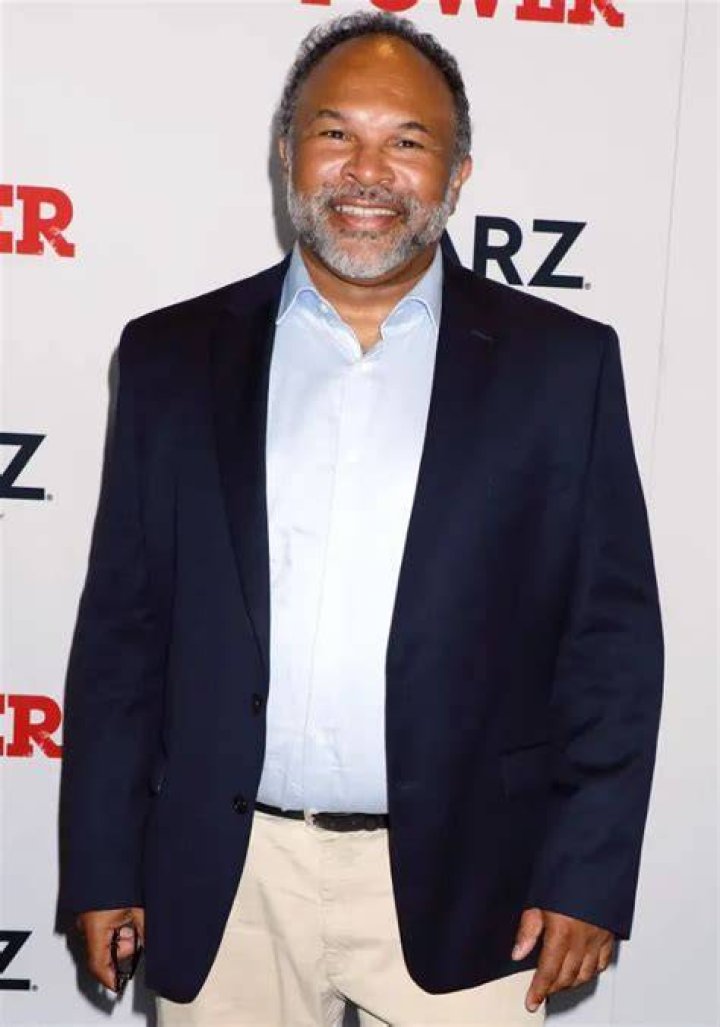 Geoffrey Owens weight