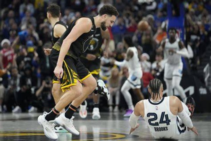 Grizzlies guard Dillon Brooks calls out Warriors and Draymond Green