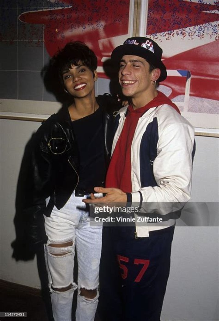 Halle Berry and Danny Wood