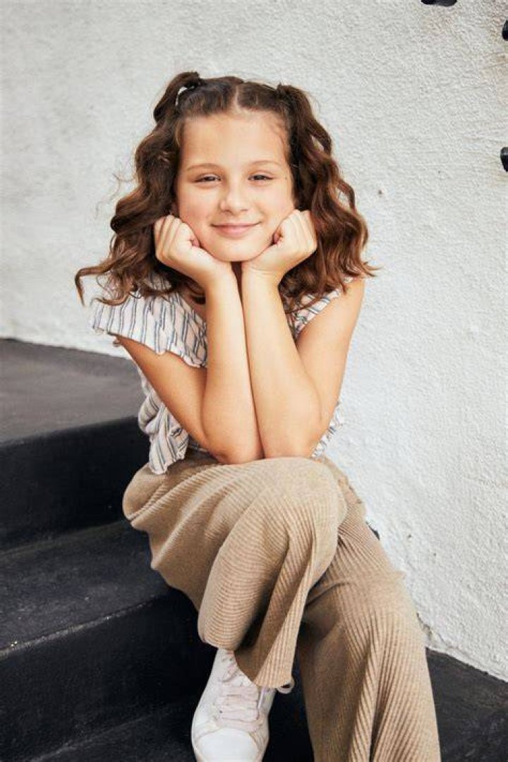 Hayley LeBlanc Wiki, Height, Net Worth, Age and More