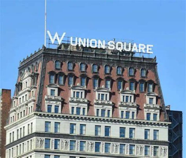 Highlights: One Vanderbilt opens, new rooftop bar coming to Union Square, and permits filed for new DUMBO office building