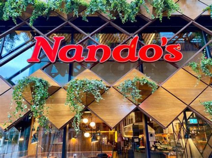 Is Nandos a table service? Is Nandos a table service?