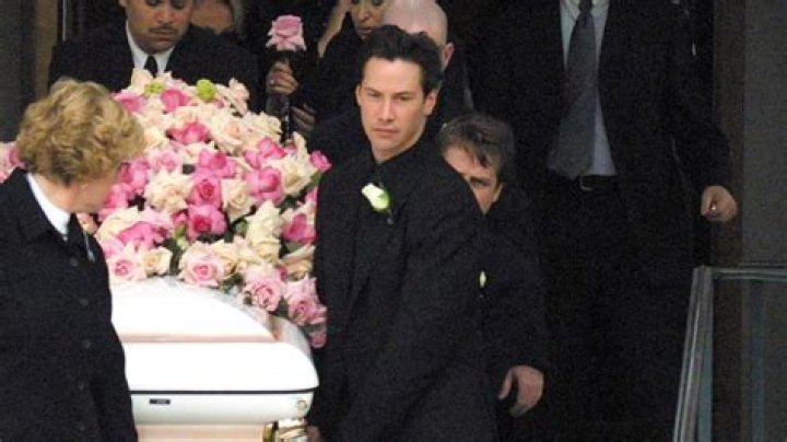 jennifer syme funeral beroemdheden who died young foto (41319919