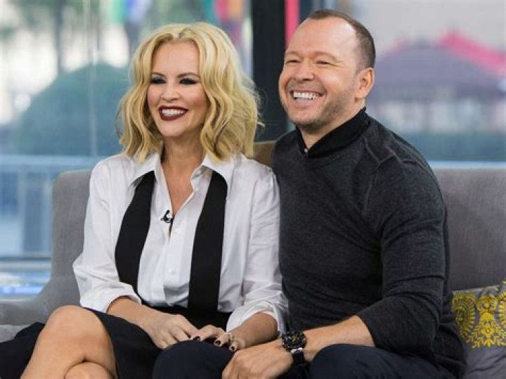 Jenny McCarthy and Donnie Wahlberg's Relationship Timeline