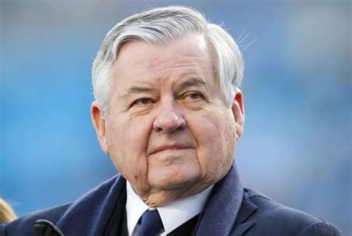 Jerry Richardson net worth