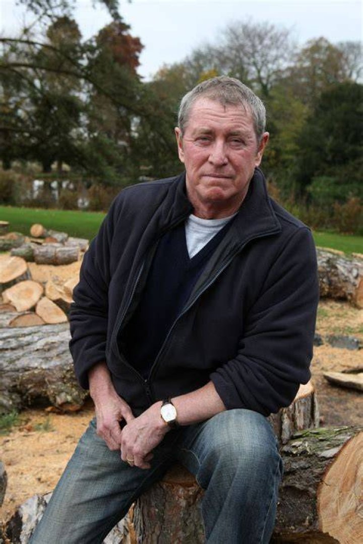 John Nettles height