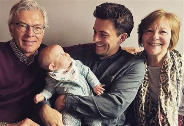 Jonathan Bailey Wiki, Age, Height, Girlfriend, Family, Biography & More