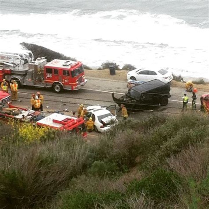 Kim, Khloe, & Kylie Involved in Car Accident in Montana
