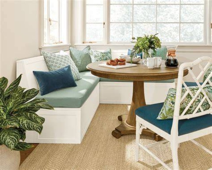 Kitchen with banquette