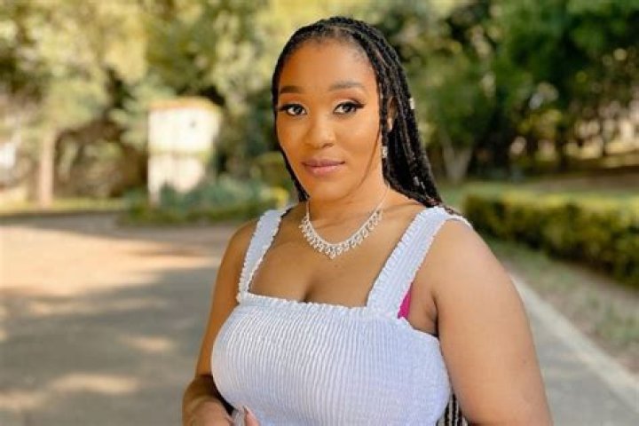 Lady Zamar announcing release dates for 'Castles'.