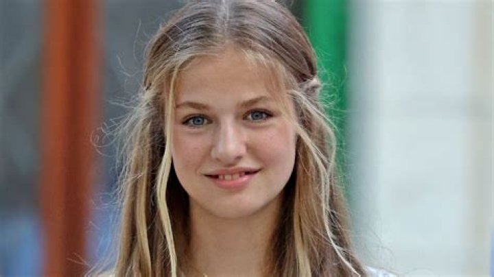 Leonor has a boyfriend, and it is not Gavi an English boy, older than