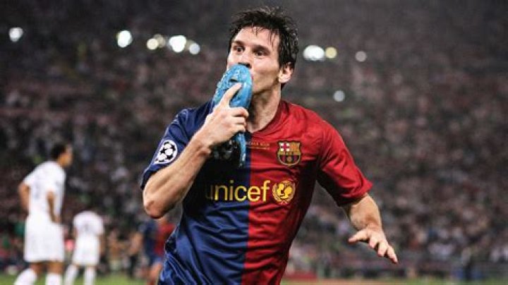 Lionel Messi, Barcelona, Players, Ryan Giggs, Maxwell, Andres Iniesta, Trophies, Football, Dani Alves, Tokyo Olympics, Argentina, Alibiceleste