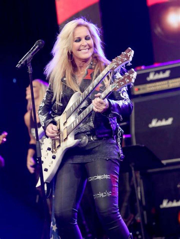 Lita Ford weight