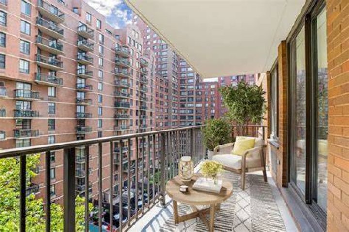 Lower Manhattan condos