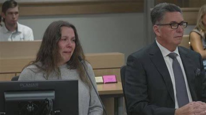 Married US teacher pleads guilty to having sexual relationship with boy, 14