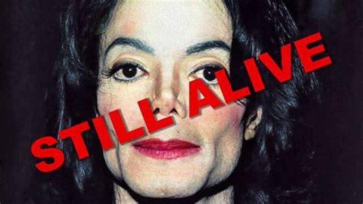 Michael Jackson still alive? A mysterious photo has rekindled hope and