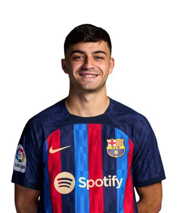 Pedri's salary, house, cars, contract, dating, net worth, age, stats, latest news