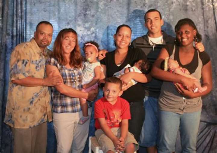 Pin by Cheryl Alonso on Isaiah Couple photos, Couples, Photo