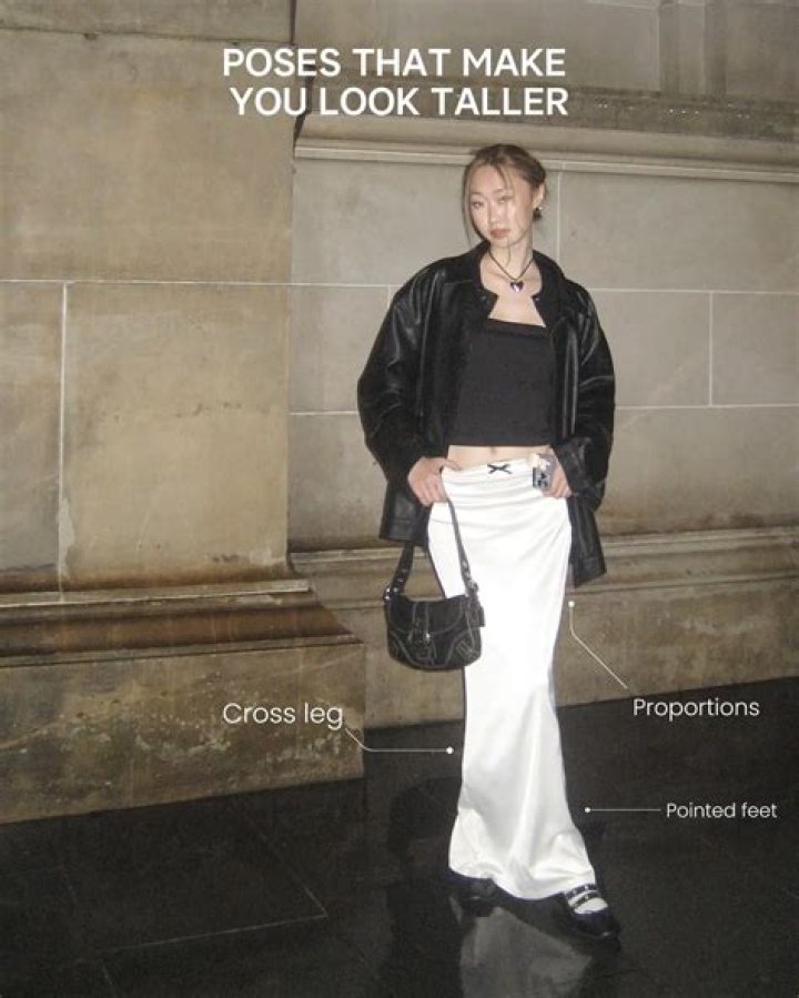 Poses that make you look skinny Poses that make you look skinny