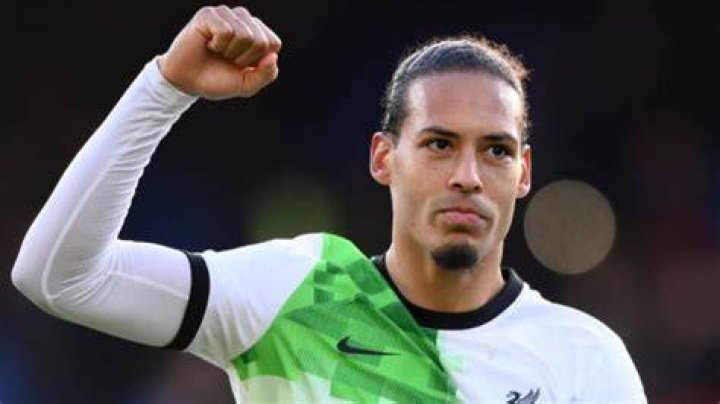 ranking exceptional soccer players wearing the legendary jersey