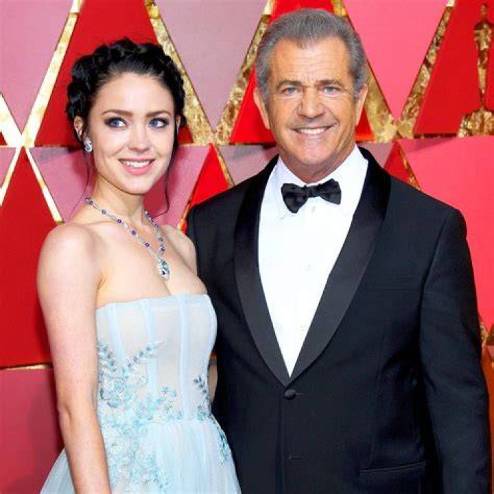 Rosalind Ross and Mel Gibson at the Golden Globe Awards red carpet. Photo / AP