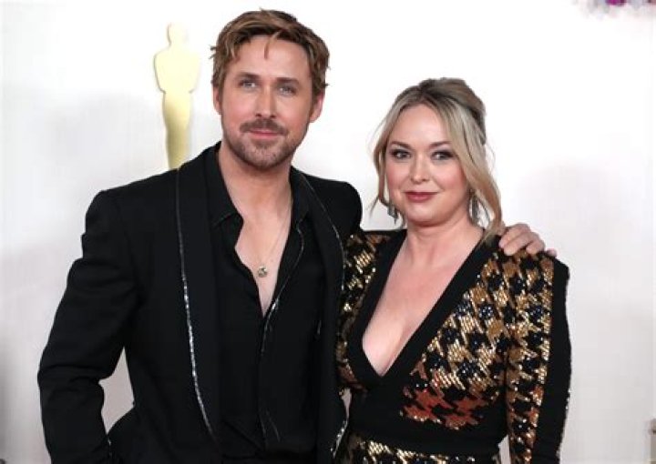 Ryan and Mandi Gosling Celebrities With Their Siblings Pictures