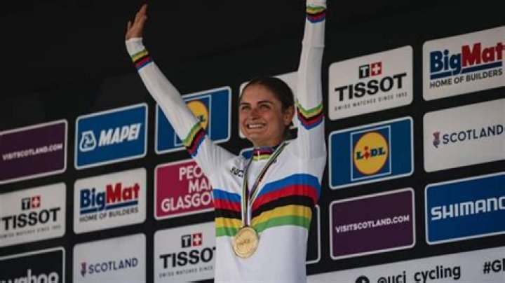 Sammie Maxwell took gold in cross-country at the UCI Mountain Bike World Championships this year. / Cameron Mackenzie