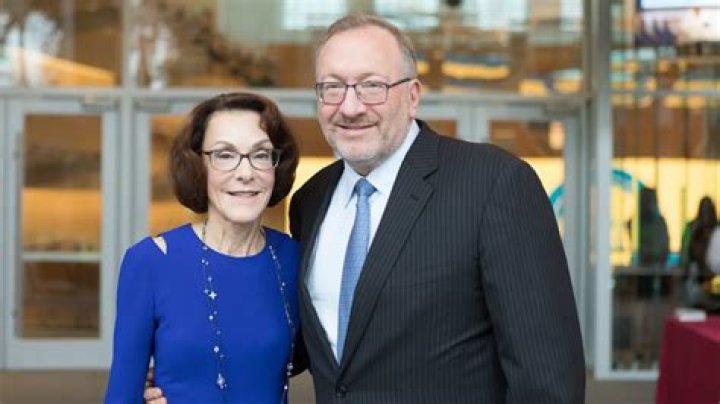 Seth Klarman Net Worth, Age, Height, Wife, Family, Wiki 2024