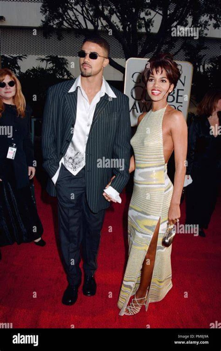 Shemar Moore and Halle Berry