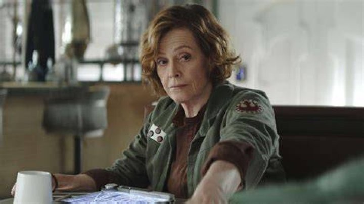 Sigourney Weaver to star in new Ghostbusters movie