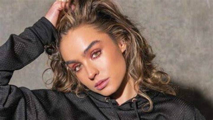 Sommer Ray Age, Net worth: Kids, Bio-Wiki, Weight, Wife