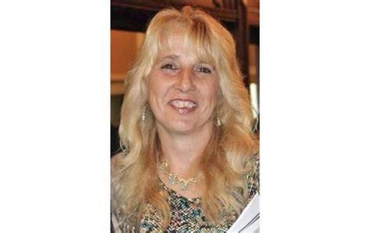 Sonya Burke Obituary: Sonya Burke, a beloved employee of Equine Advocates, has tragically passed away at the age of 59.