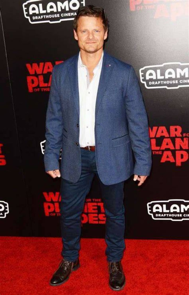Steve Zahn height
