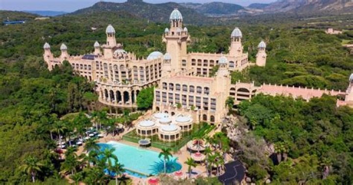 Sun City's Cabanas Hotel that caught fire Sun City's Cabanas Hotel that caught fire