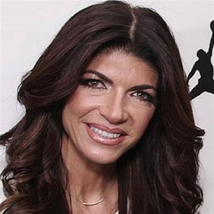Teresa Giudice - Age, Bio, Birthday, Family, Net Worth