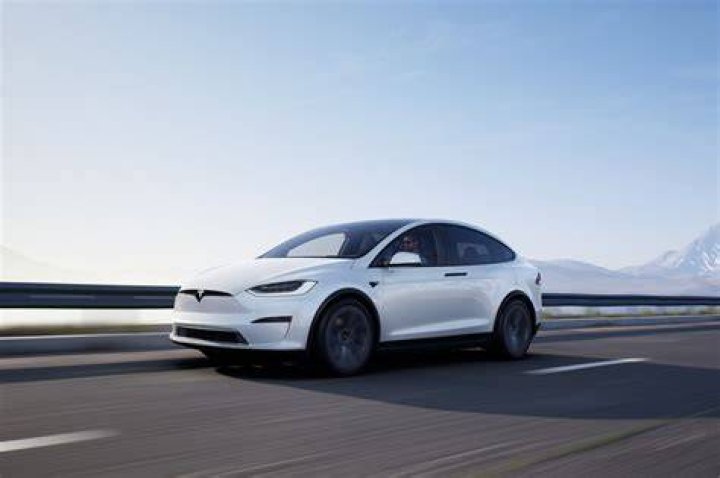 tesla driving tesla driving